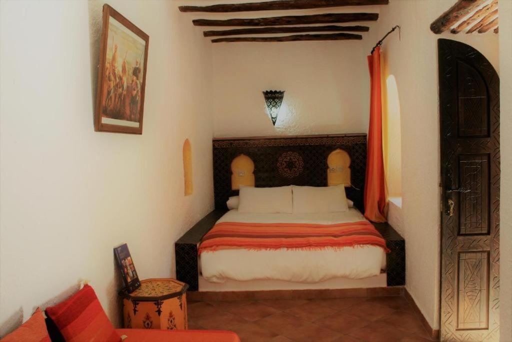 Riad Eucalyptus As-Sawíra Exteriér fotografie